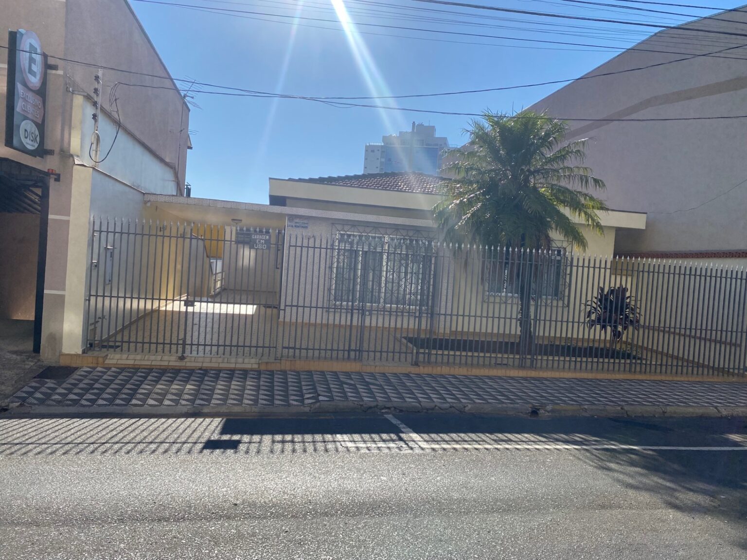 ff0fde72-0b70-4fd6-a47f-ff9d381f554a